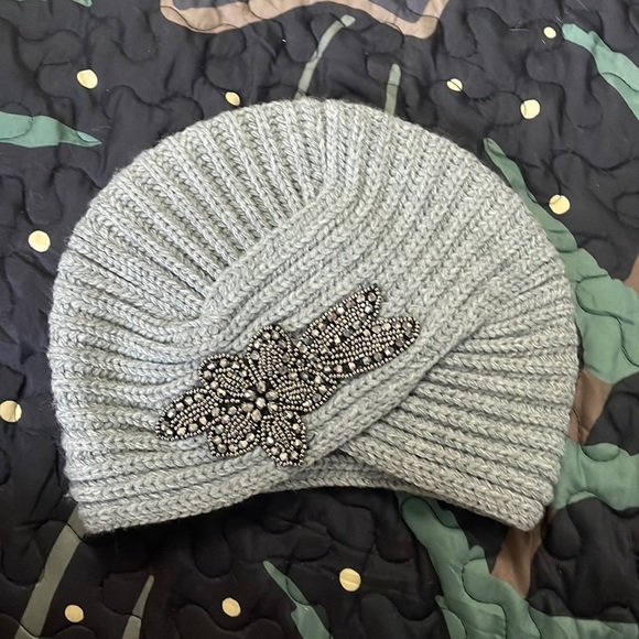 Accessories - 🌻 3 for 20: Grey Knitted Cap with Jeweled Accent